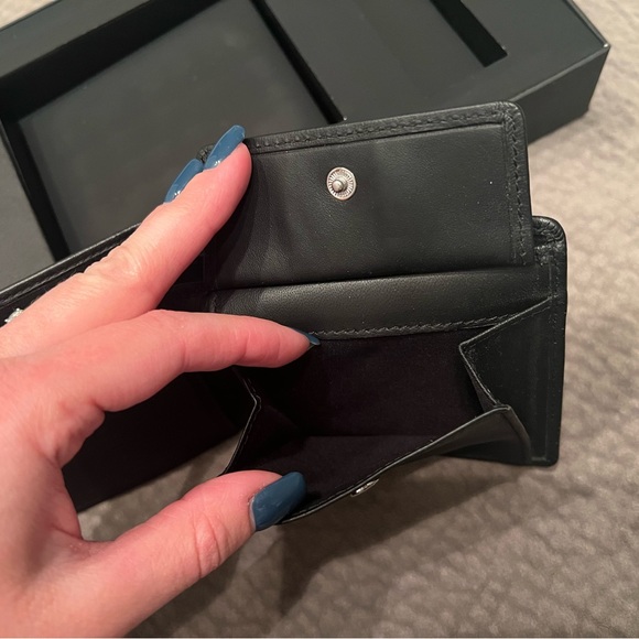 Used Hugo Boss Wallet - Picture 6 of 8